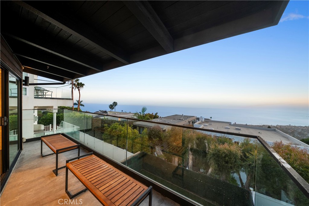 1147 Miramar St, Laguna Beach CA 92651 - Photo 28