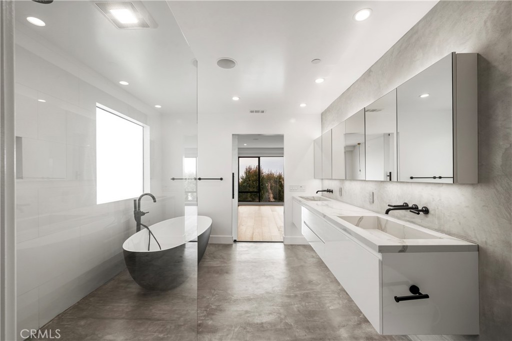1147 Miramar St, Laguna Beach CA 92651 - Photo 17
