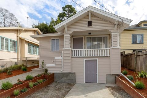 Photo of 3006 3006 14Th Ave Ave, Oakland, CA 94602 (MLS # 41123973)