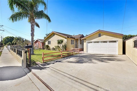 Photo of 10529 S Truro Ave, Inglewood, CA 90304 (MLS # PW26228081)