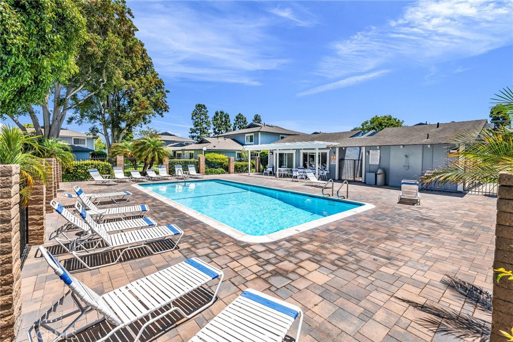 4648 Vista Bahia Drive 16