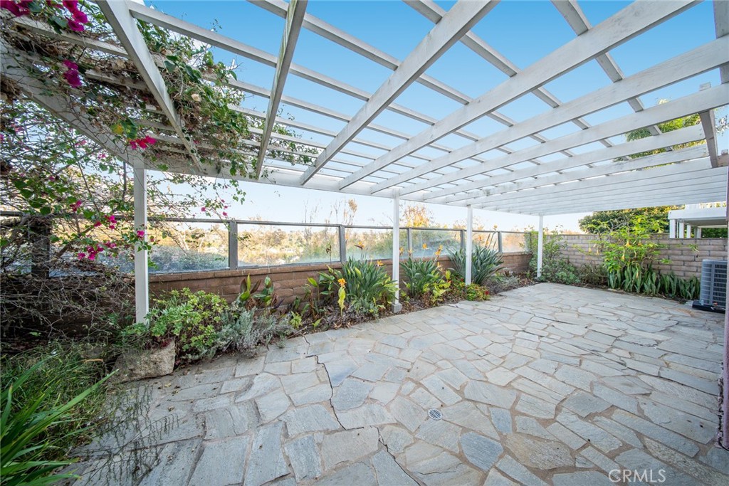 Mandevilla (RN) (RNM) - Residential