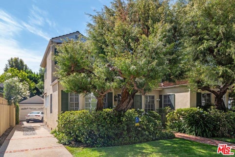 Photo of 11436 Berwick Street, Los Angeles, CA 90049 (MLS # 26864551)
