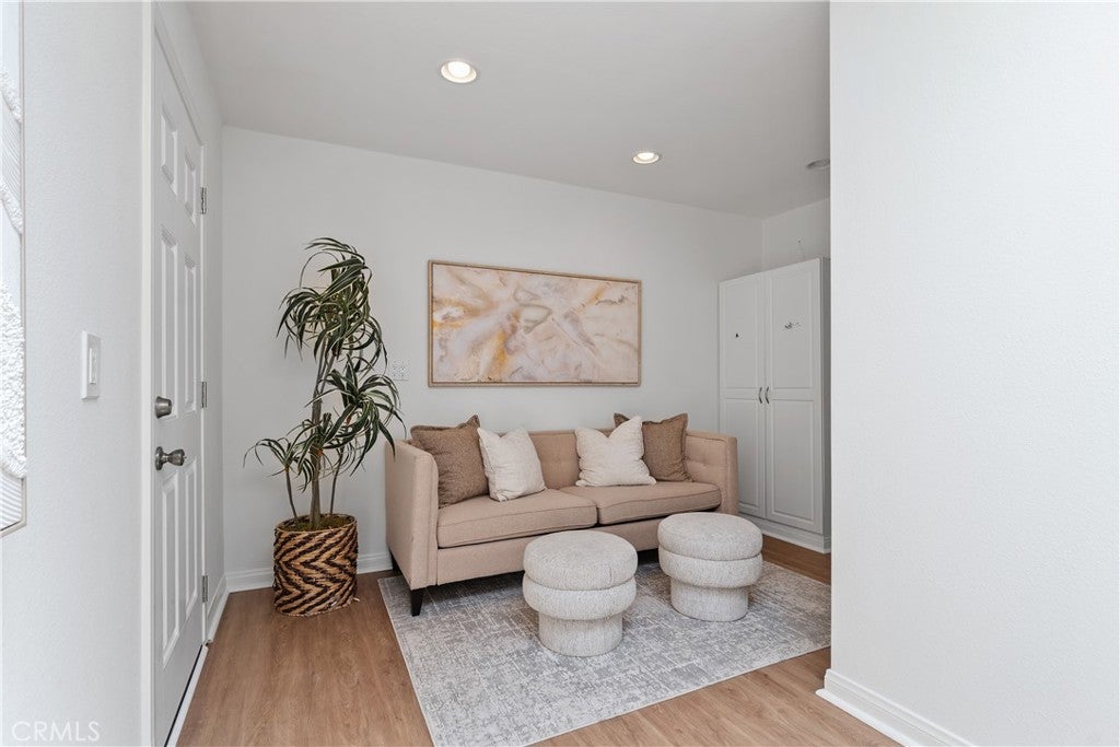 986 Post Road, Costa Mesa CA 92626 - Photo 38