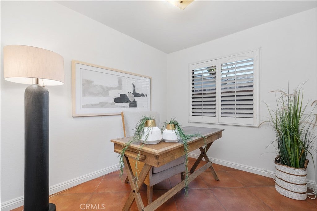 986 Post Road, Costa Mesa CA 92626 - Photo 36