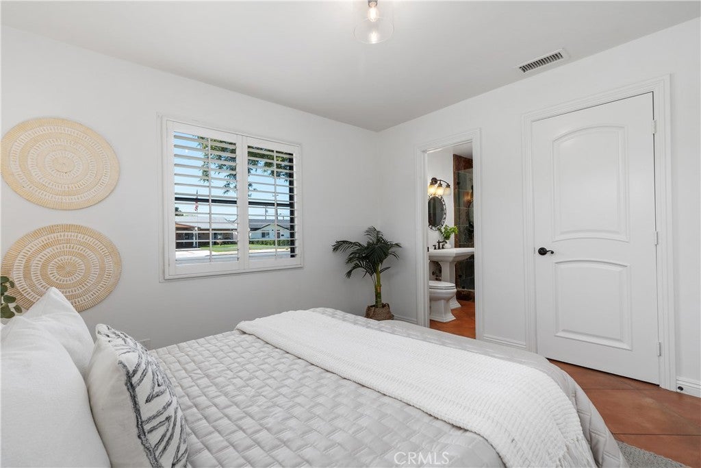 986 Post Road, Costa Mesa CA 92626 - Photo 30