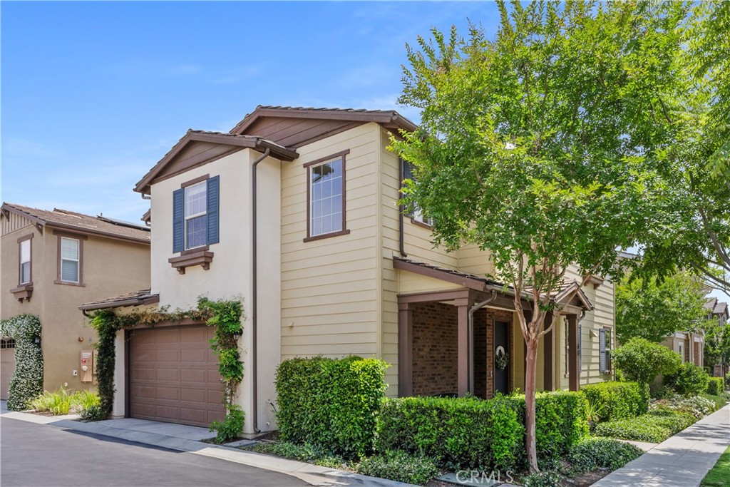 40 Lomada Street