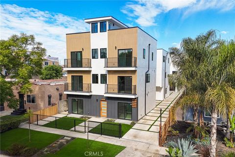 5209 W 20th Los Angeles CA 90016