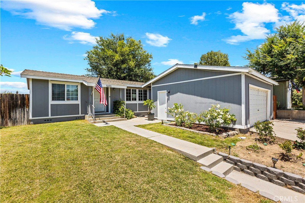 5655 Clearwater Drive