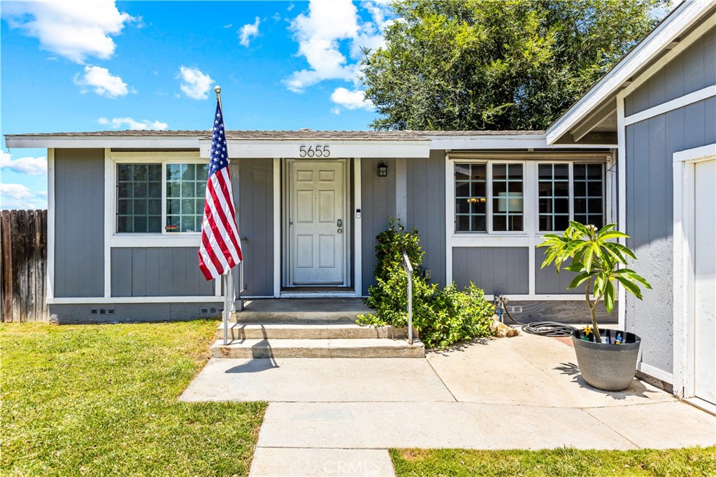 5655 Clearwater Drive