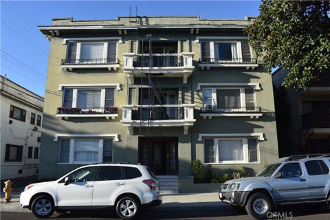 Photo of 425 W 4th ST, Long Beach, CA 90802 (MLS # PW26218881)