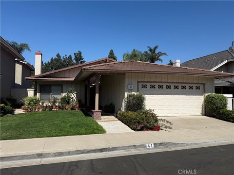Photo of 41 Sparrowhawk, Irvine, CA 92604 (MLS # OC26149688)