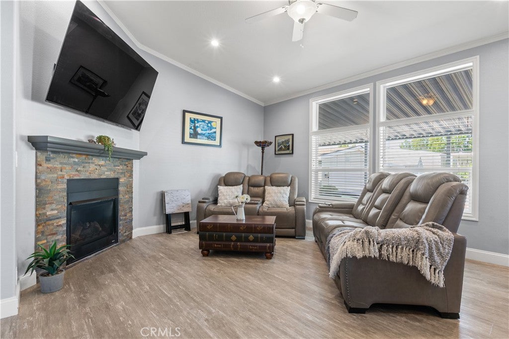 5200 Irvine 58