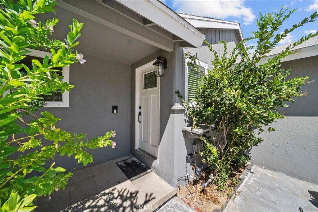 8043 Sunnybrae