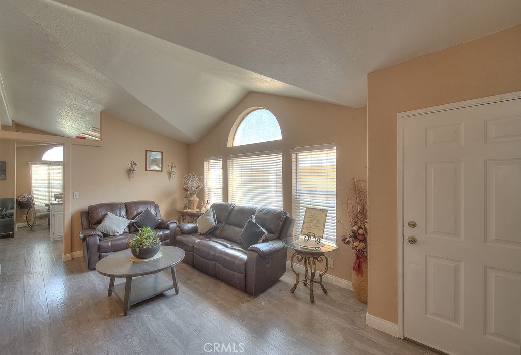 8681 Katella Avenue 959