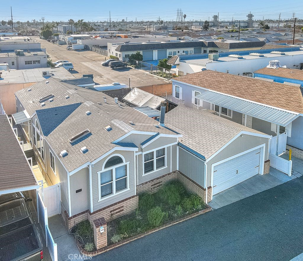 8681 Katella Avenue 959