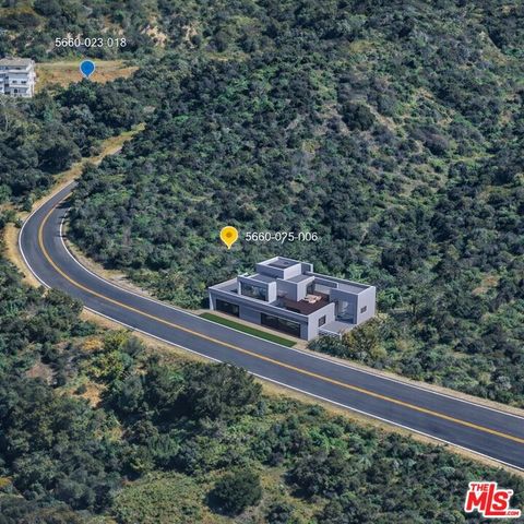 Photo of 56606 Greenwich Rd, Glendale, CA 91206 (MLS # 26665469)