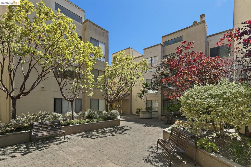 545 Pierce St 1306