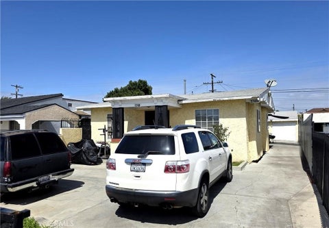 Photo of 2749 Live Oak Street, Huntington Park, CA 90255 (MLS # SB25202670)