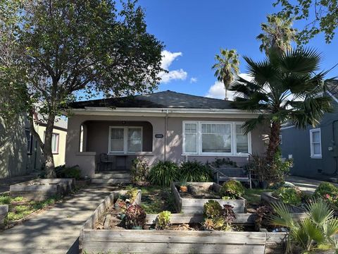 Photo of 588 N 15th Street, San Jose, CA 95112 (MLS # ML82037184)
