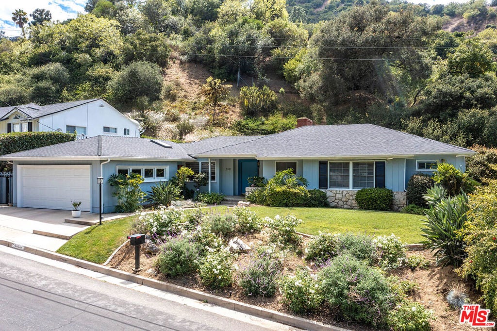3331 Longridge Avenue, Sherman Oaks CA 91423