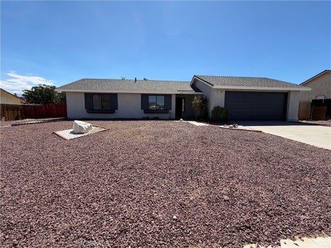 Photo of 13561 Glacier CIR, Hesperia, CA 92345 (MLS # IV26198835)