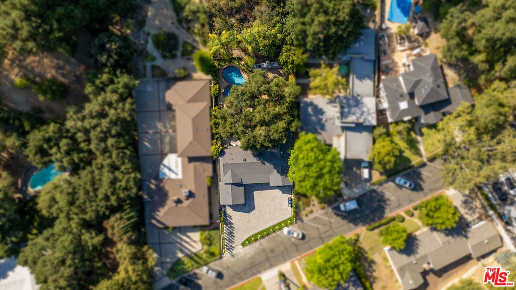 2727 Hollister Terrace