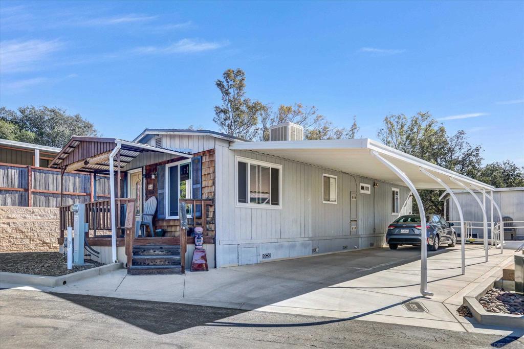 Properties 2 2400 Alpine Blvd 17