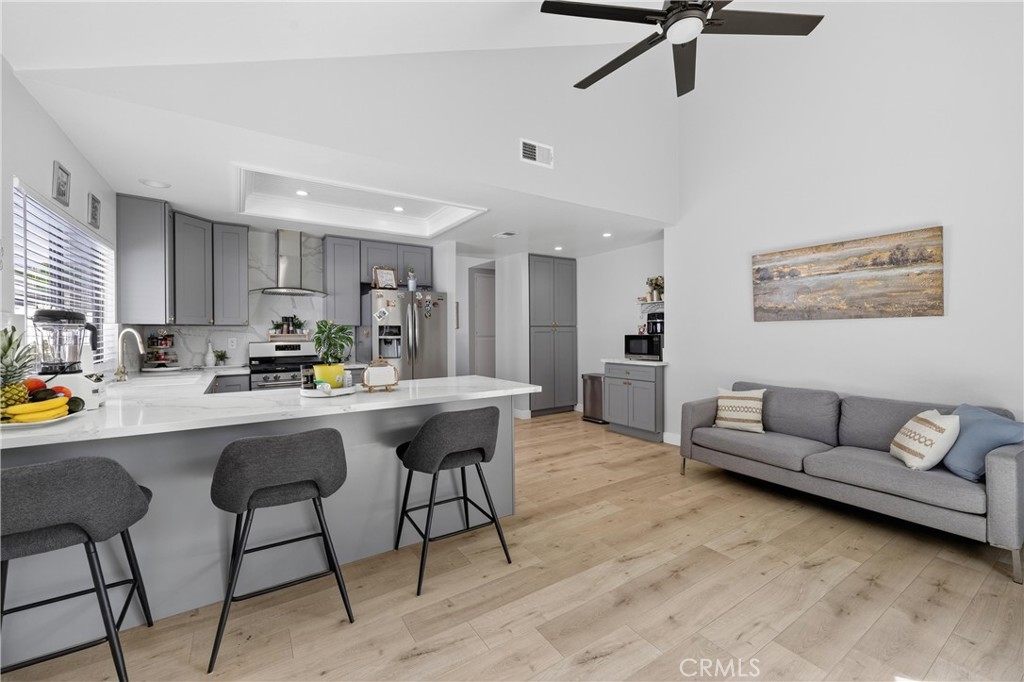 Lake Forest Keys (LK) - Residential