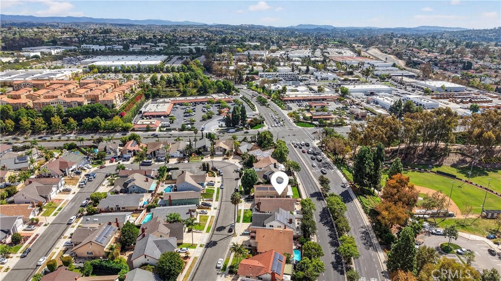 Lake Forest Keys (LK) - Residential