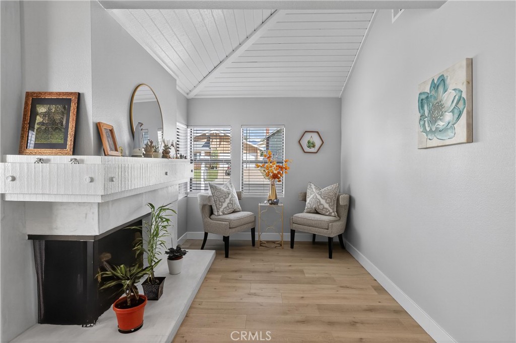 Lake Forest Keys (LK) - Residential