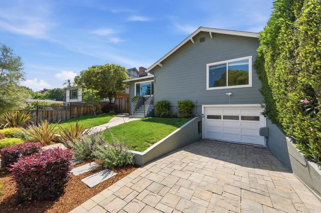 948 Alameda