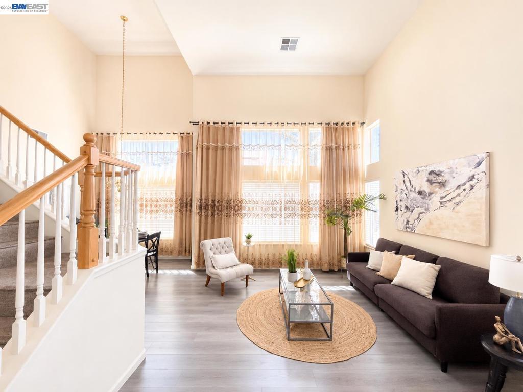 2135 devin court