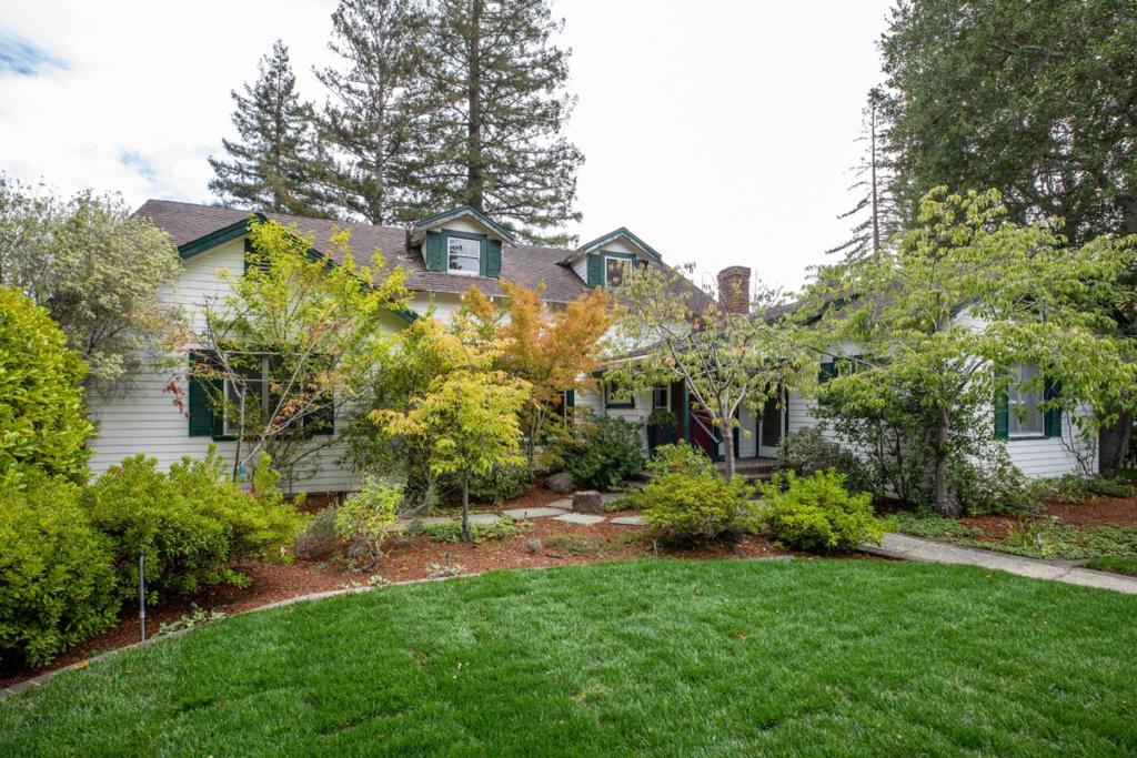 604 Tennyson Avenue