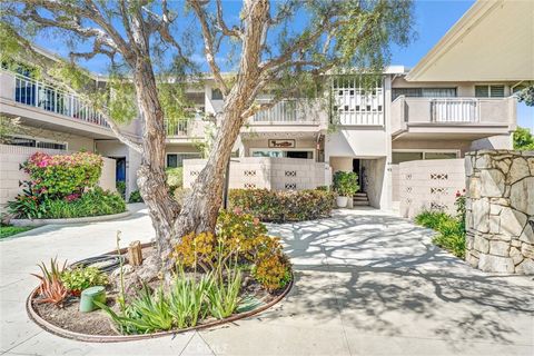 Photo of 3210 Merrill Dr Dr #41, Torrance, CA 90503 (MLS # AR26064885)