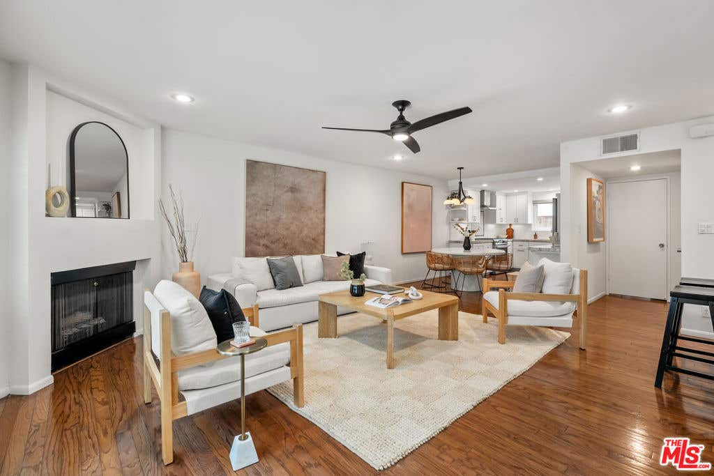 Photo of 14332 Dickens Street #22, Sherman Oaks, CA 91423 (MLS # 26854791)