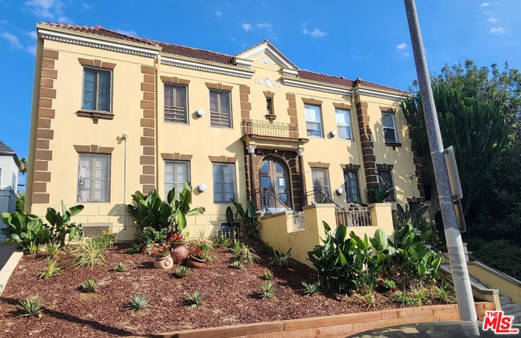 Built in the 1924, 162 N Kenmore Avenue is a unique and special investment opportunity on a great street in Koreatown. The property consists of 18 attractive units one (1) Bachelor apartment, thirteen (13) Studio apartments, and four (4) One Bedroom / One Bath apartment units. Investors and tenants alike will note the striking and welcoming 1920s design and aesthetic throughout. The updated exterior facade makes the property stand out amongst neighboring buildings, and the lobby and common areas promote a welcome and turn-of-the-century aesthetic. 162 N Kenmore Avenue is separately metered for gas and master metered for electricity. Consequently, ownership will have the opportunity to increase annual rents by 4%. Additionally, potentiality exists to create new revenue streams with the implementation of a RUBs system. The building offers secure access along with on-site washers and dryers, which are leased. Located in Koreatown, 162 N Kenmore Avenue is a short distance from the City's primary employers in Downtown Los Angeles and Hollywood and has world-class access to public transportation. With a Walk Score of 83 out of 100, the location is Very Walkable, and most errands can be accomplished on foot.