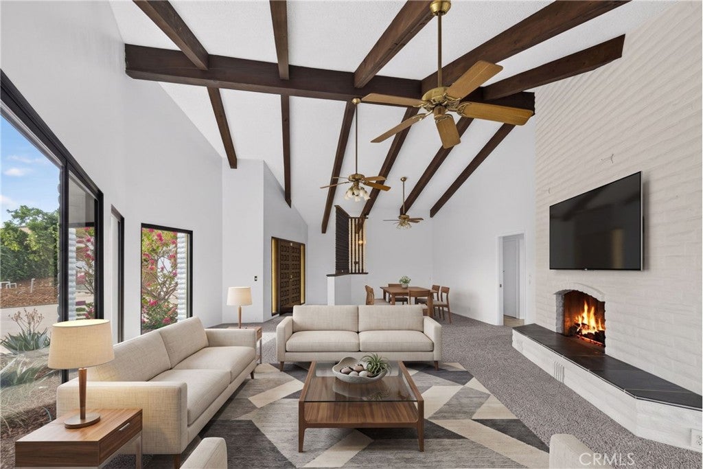 2801 E Mission Road