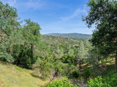 Tiny photo for 1535 Parkhill Road, Santa Margarita, CA 93453 (MLS # NS26047139)