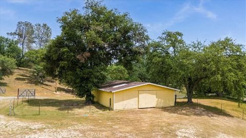Tiny photo for 1535 Parkhill Road, Santa Margarita, CA 93453 (MLS # NS26047139)