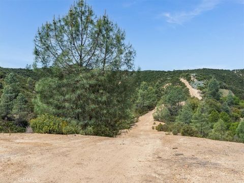 Tiny photo for 1535 Parkhill Road, Santa Margarita, CA 93453 (MLS # NS26047139)