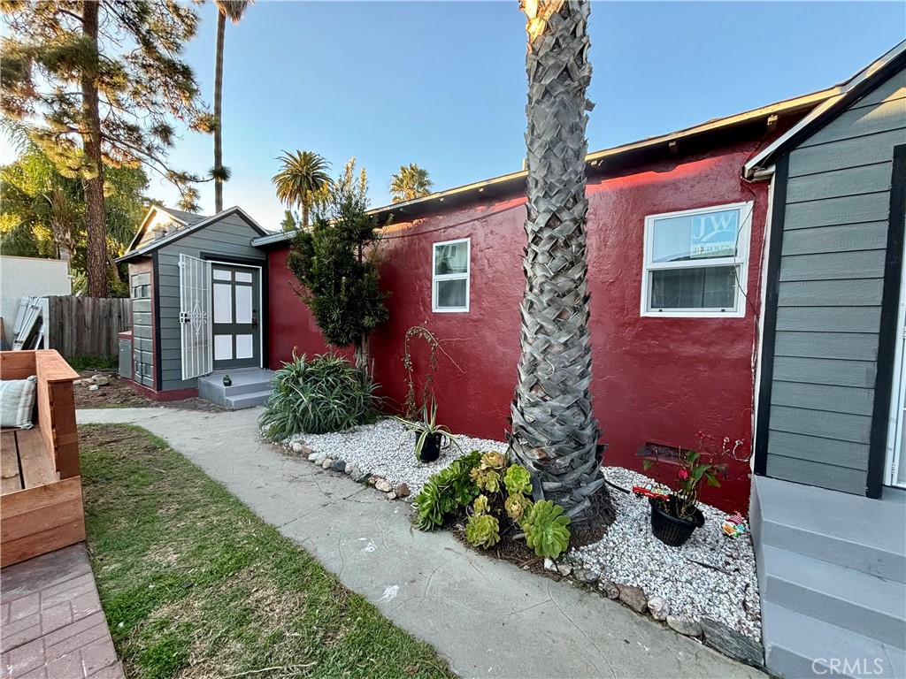 Circle (CA) - Residential Income