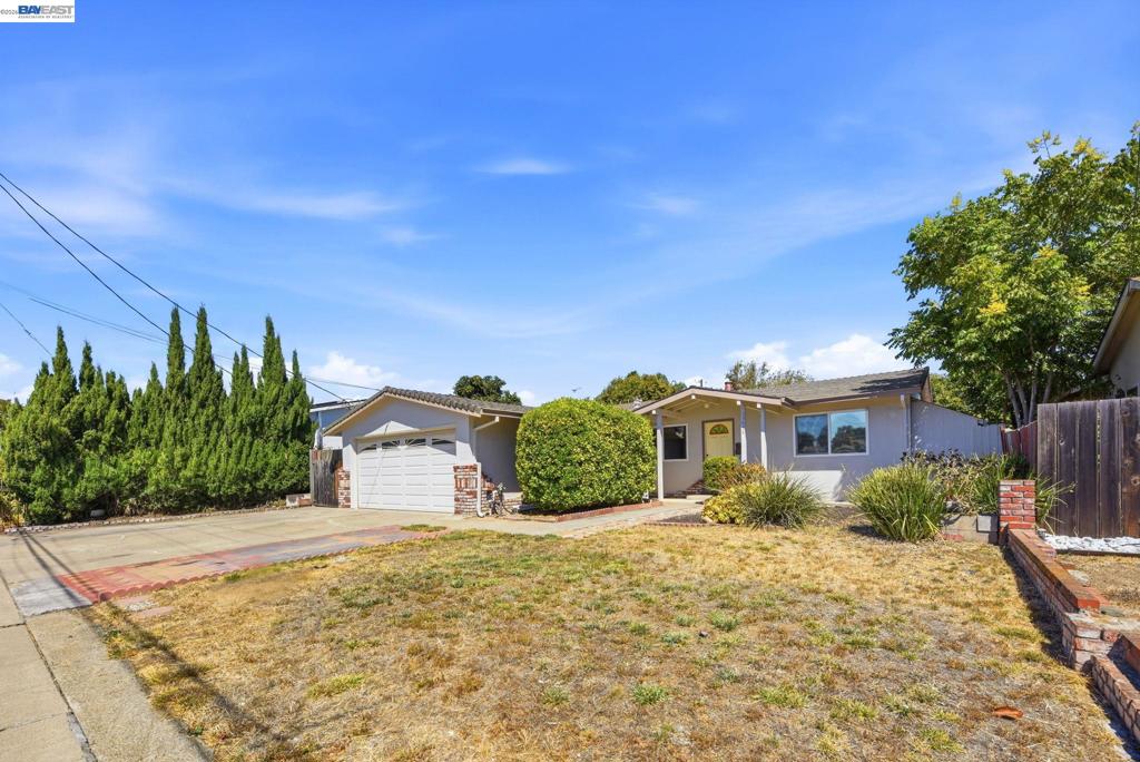 33438 University Dr