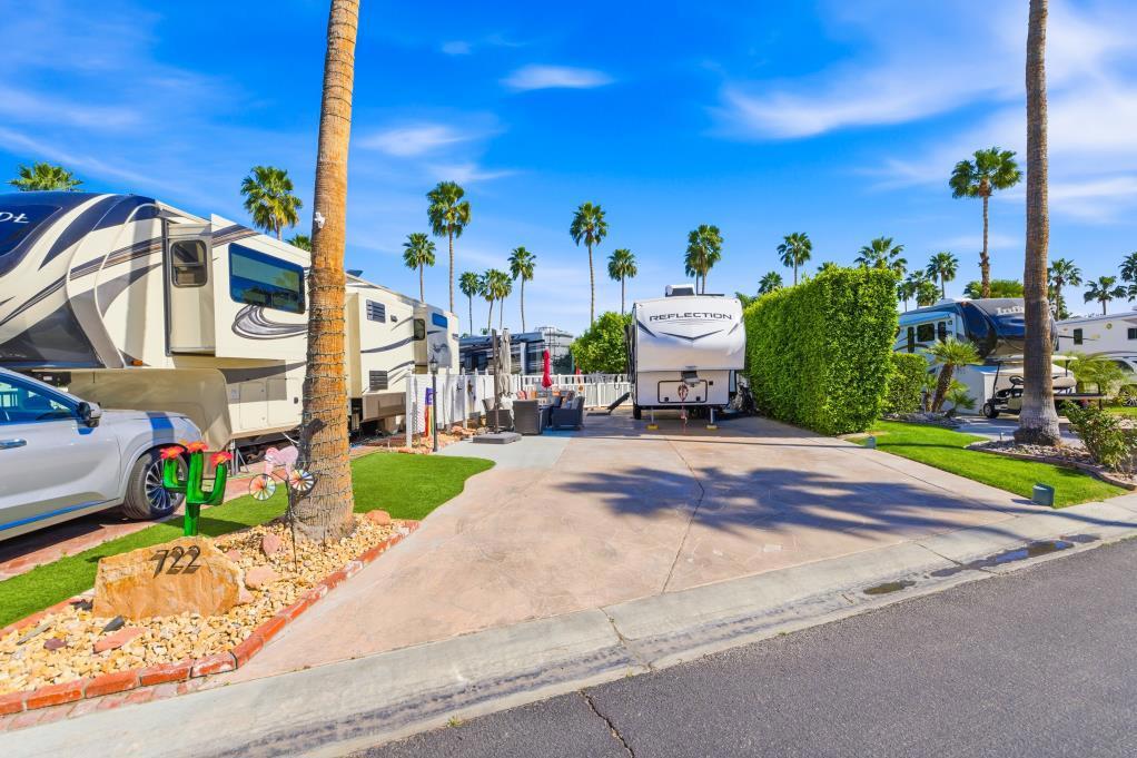 69411 Ramon Road 722