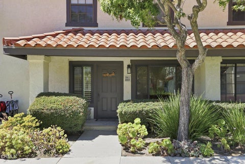 Tiny photo for 2253 Martinique Lane, Oxnard, CA 93035 (MLS # V1-37488)