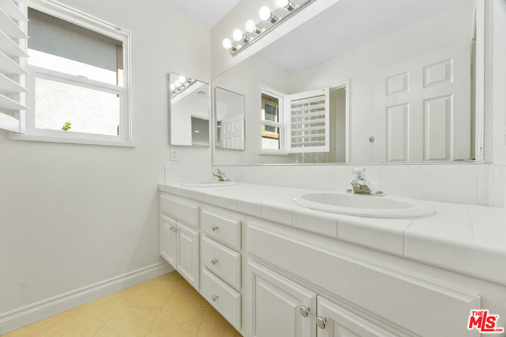 Eagle Ridge - Residential Lease