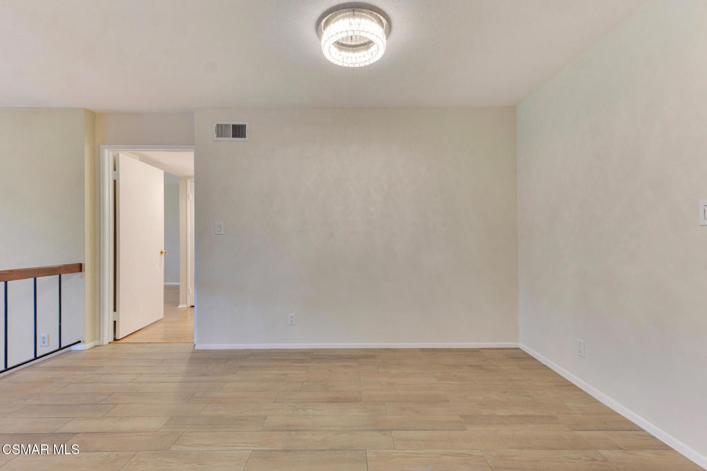 Meadow Ridge Condos-819 - 819 - Residential Lease