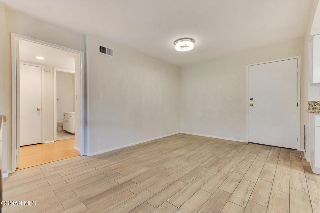 Meadow Ridge Condos-819 - 819 - Residential Lease