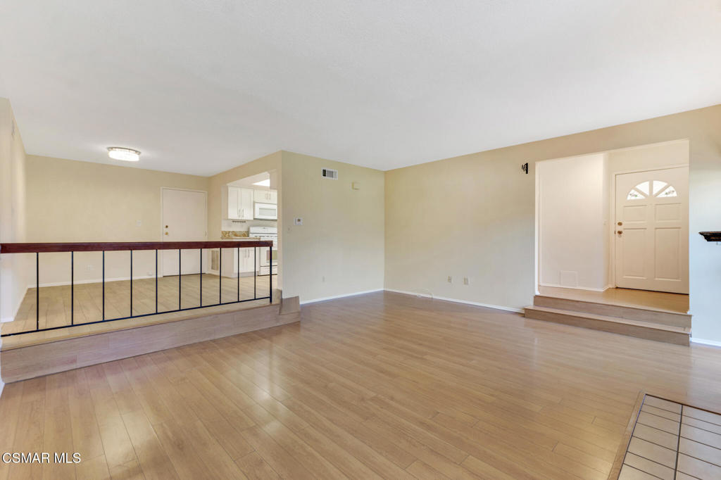 Meadow Ridge Condos-819 - 819 - Residential Lease