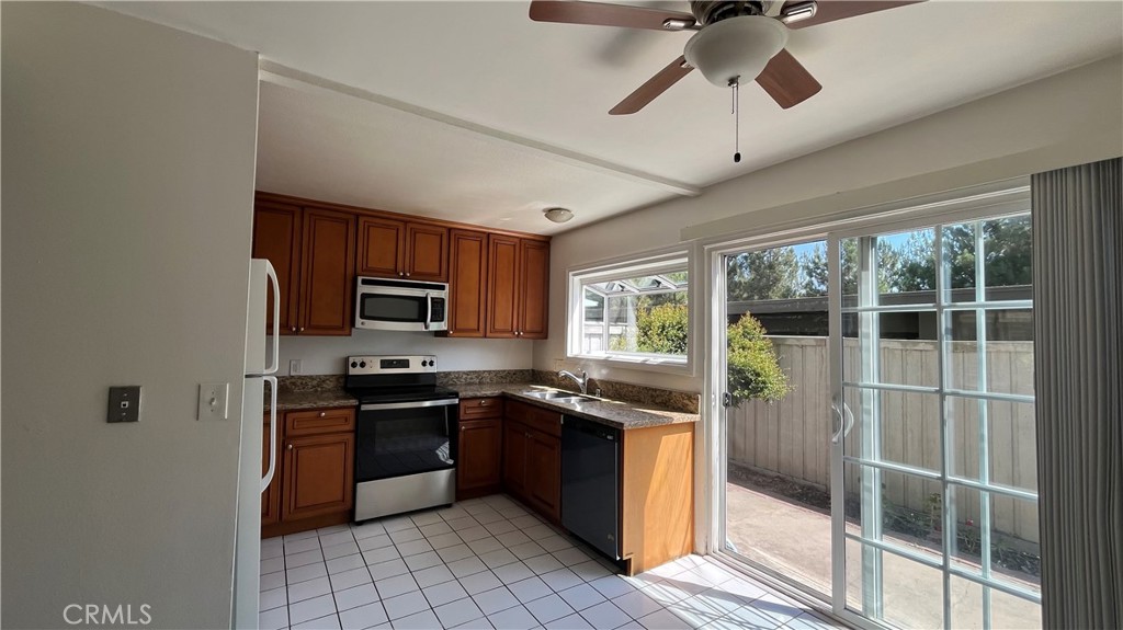Irvine Springs (IS) - Residential Lease